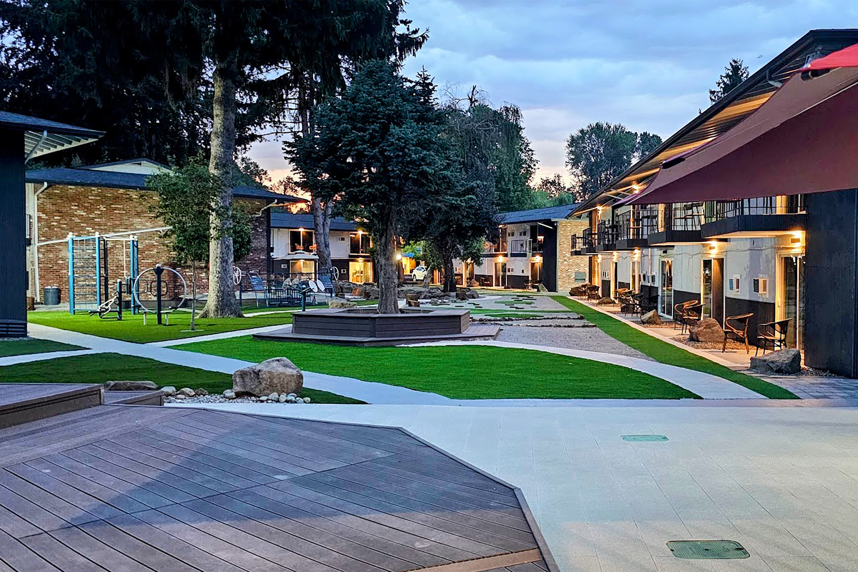 Exterior of Interurban Suites Hotel, a Dazzler Select by Wyndham hotel in Tukwila, Washington